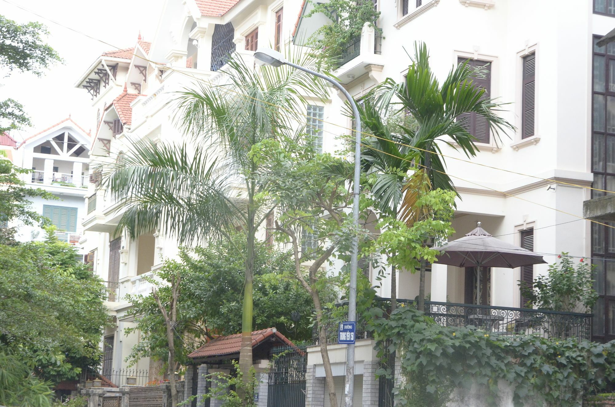 Granda Hanoi Hotel & Apartment Exterior photo
